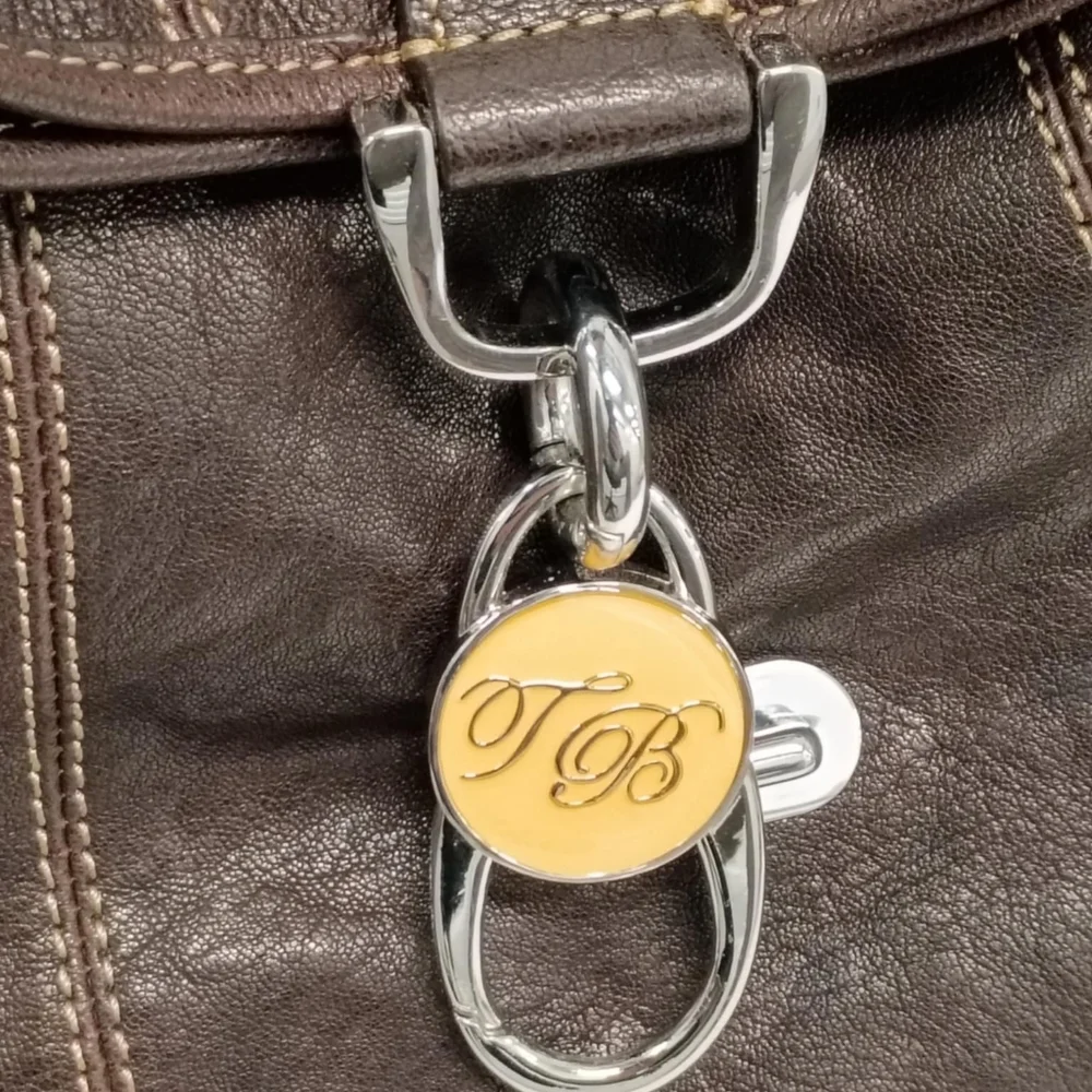 NWT Ted Baker Dog Clip Chocolate Leatjer‎ Shoulder Bag